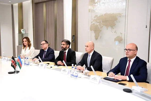 Rövşən Nəcəf Keniya prezidenti ilə görüşüb - FOTO