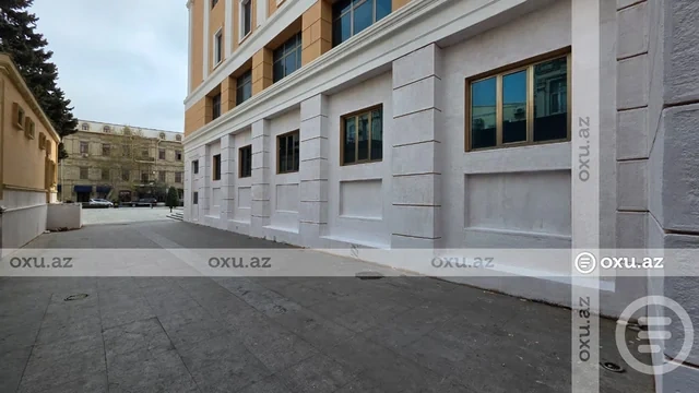 Vandalizm aktına məruz qalan Nizami Kino Mərkəzi üçün boya sifariş edildi - FOTOFAKT