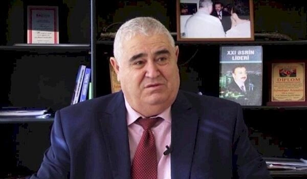 Çox böyük oğurluqlar etmişəm - Şərurlu İsfəndiyar