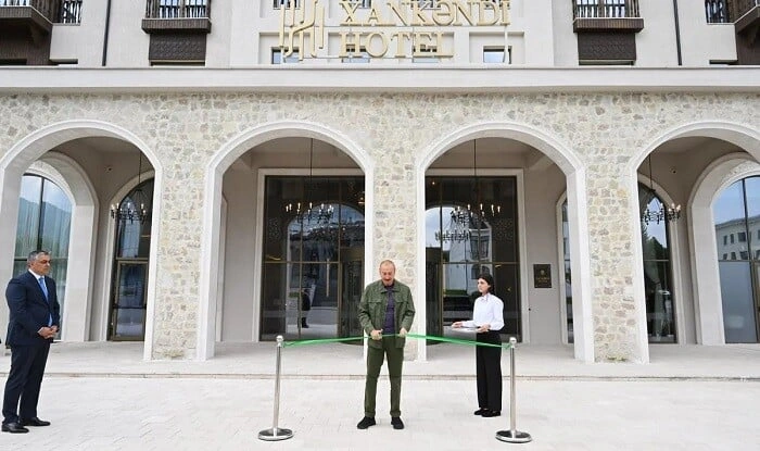 Prezident "Xankəndi" otelinin açılışında - Foto