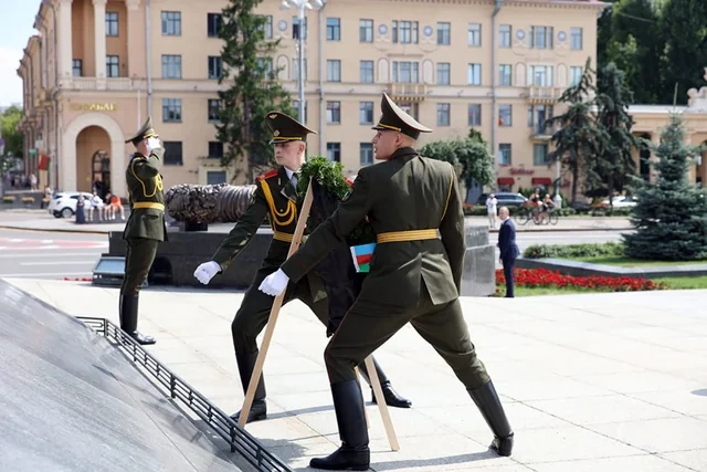 Kərim Vəliyev belaruslu həmkarı ilə regional təhlükəsizliyi müzakirə edib