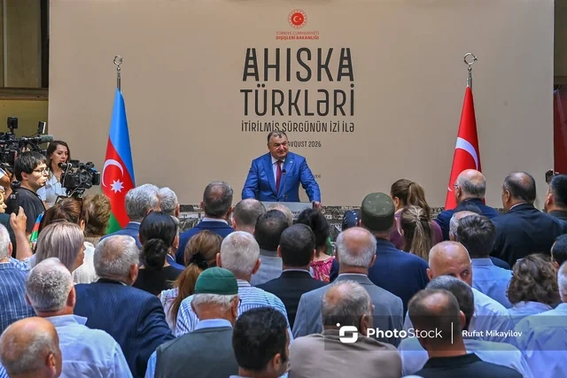 Bakıda "Axıska türkləri - İtmiş sürgünün izində" sərgisi keçirilib - FOTO