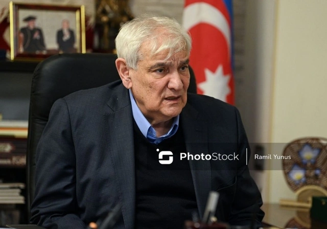 Xalq yazıçısı Kamal Abdulla: "Zamanın özü bəzi insanlardan hesabat alır"