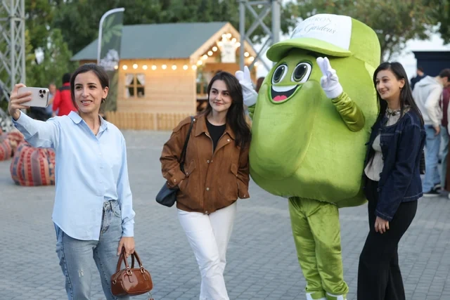 Bakıda Zeytun Festivalı başlayıb - Foto