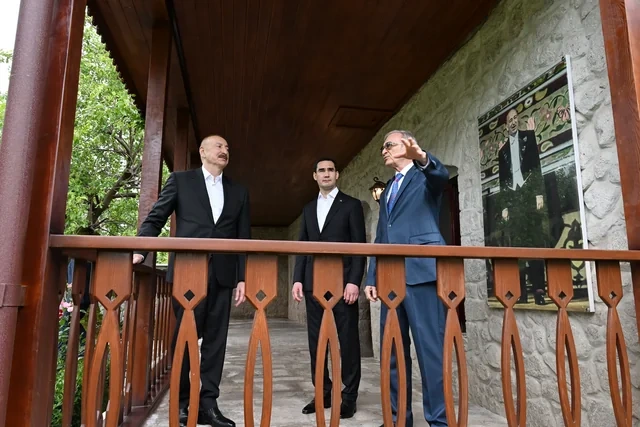İlham Əliyev və Sərdar Berdiməhəmmədov Şuşada Bülbülün ev-muzeyində olublar - FOTO