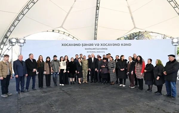 İlham Əliyev Xocavənd şəhər və Xocavənd kənd sakinləri ilə görüşüb
