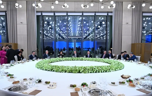 Prezident İlham Əliyevin adından AQEM-in 7-ci Zirvə Görüşünün iştirakçılarının şərəfinə şam yeməyi verilib - Foto