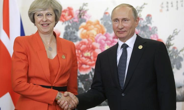 Mey Putindən danışdı: "Keçmiş KQB əməkdaşı" olmur