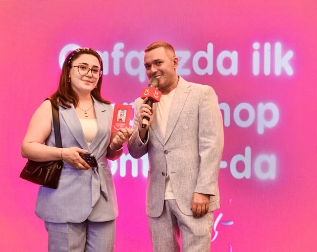 Qafqazın ilk rəsmi "Apple Shop"u "Kontakt"da fəaliyyətə başladı - "Apple" ekosistemi bir məkanda