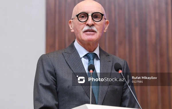 Firudin Qurbanov: "Süni intellektin sürətli inkişafı dünyaya və ekologiyaya mənfi təsir edir"