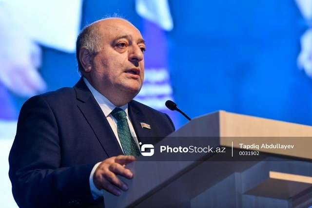 Azərbaycanda minimum əməkhaqqının sektorlar üzrə müəyyənləşdirilməsi təklif edilir