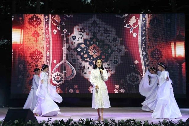 Xətai rayonunda Beynəlxalq Azərbaycan Muğamı və Musiqisi Günü münasibətilə konsert təşkil olunub