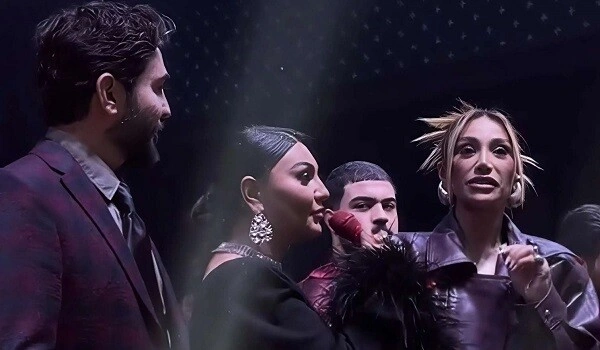 Röya Şəbnəm Tovuzlunu səhnədən qovdu - Video