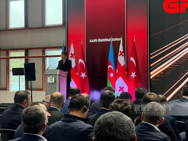BTQ dəmir yolu xəttinin modernləşdirilmədən sonra rəsmi açılışı keçirilib - FOTO