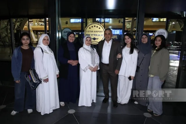 Azərbaycanlı zəvvarların ilk qrupu həcc ziyarətinə yola düşüb - FOTO