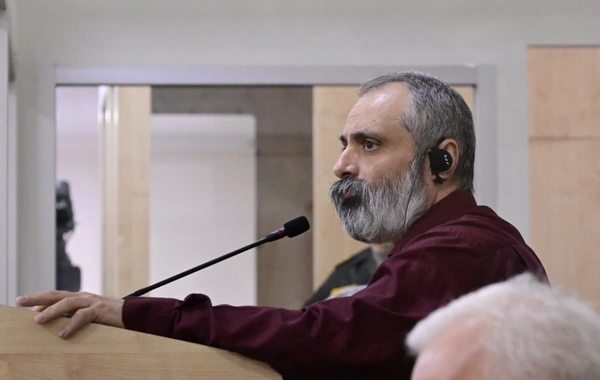 David Babayana hökm oxundu