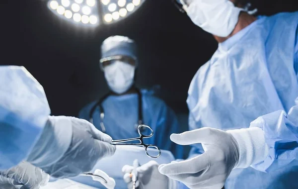 ABŞ-də donor qalmaqalı: Diri ikən xəstələrin orqanlarını çıxarmağa çalışıblar
