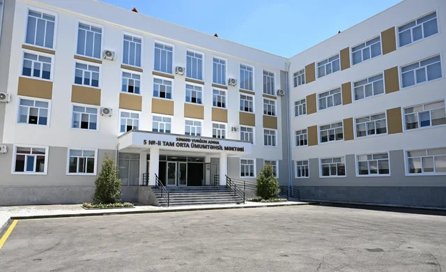 Leyla Əliyeva Yevlaxda məktəb binasının açılışında iştirak edib - FOTO