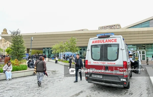 Metroda yaranan problemlə bağlı 21 təcili tibbi yardım briqadası cəlb olunub - Xəsarət alanlar var?