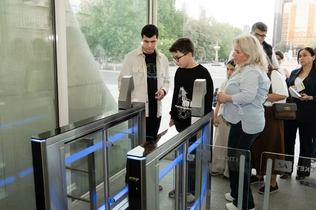 "Subway Azərbaycan" şəhid və qazi ailələrinin uşaqları üçün KVN gecəsinə səfər təşkil edib - FOTO - VİDEO