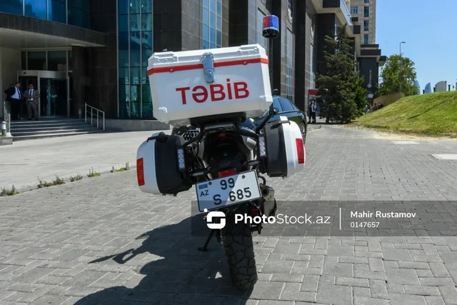 Dar küçələr və sıx trafik üçün həll: TƏBİB-in yeni motosiklet briqadaları - FOTOREPORTAJ