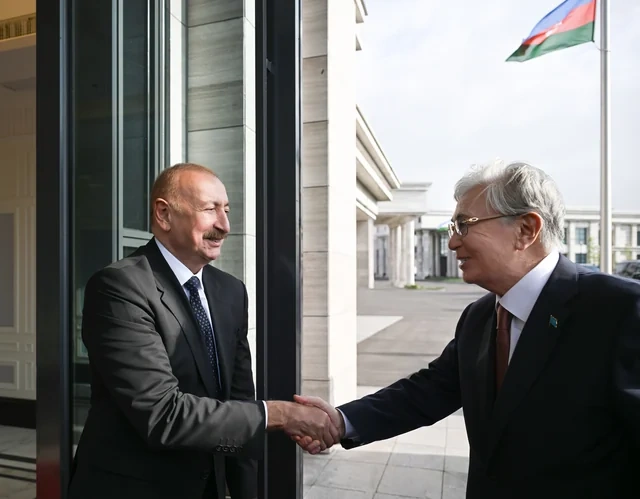 Azərbaycan və Qazaxıstan prezidentlərinin Bişkekdə görüşü olub - FOTO