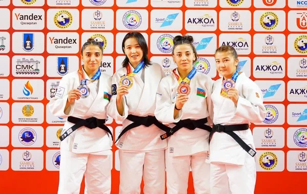 Azərbaycan cüdoçuları beynəlxalq turnirdə səkkiz medal qazandılar - Foto