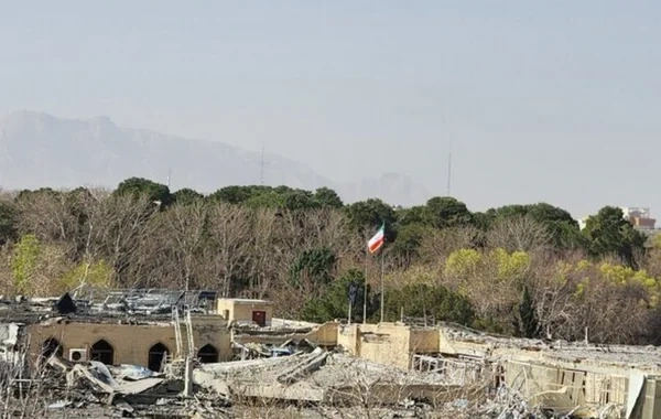 İranda Səfəvilər və Qacarlar dövrünə aid tarixi abidə aviazərbələr nəticəsində dağılıb - FOTO