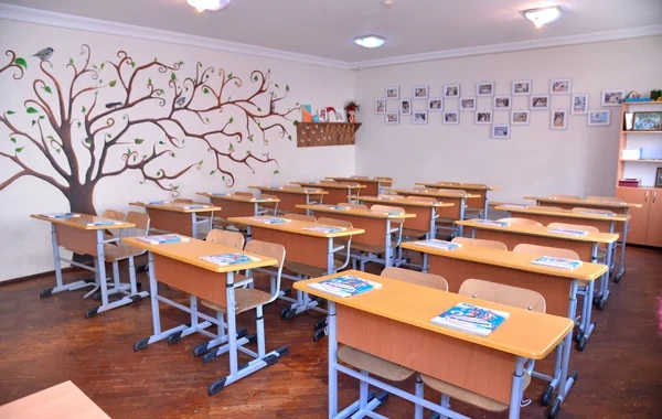 Bakıda məktəb bağlandı: "Əvvəllər həmin bina çay evi kimi fəaliyyət göstərib"