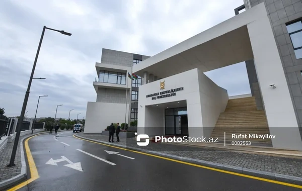 Beynəlxalq axtarışda olan əcnəbi Bakı aeroportunda ƏLƏ KEÇDİ