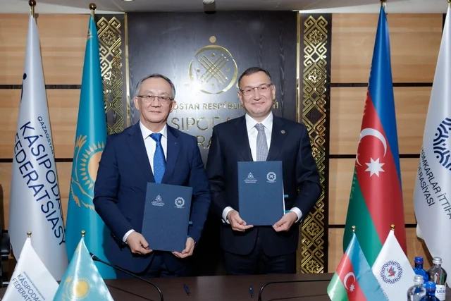 Azərbaycan və Qazaxıstan həmkarlar ittifaqları arasında əməkdaşlıq üzrə "Yol xəritəsi" imzalanıb