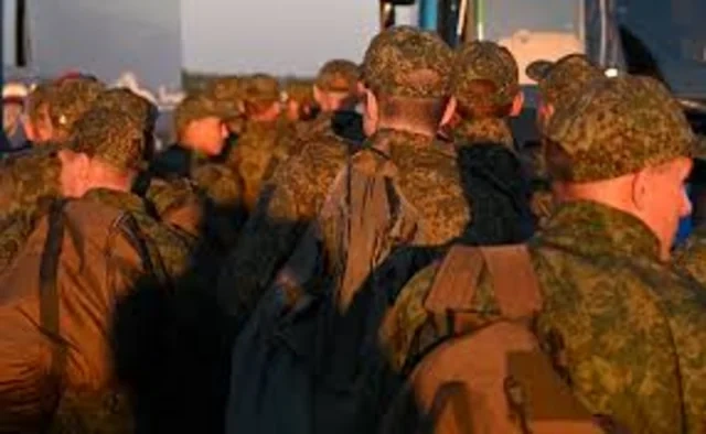 Rusiya və Ukrayna arasında hərbi əsirlərin mübadiləsi baş tutdu - FOTO