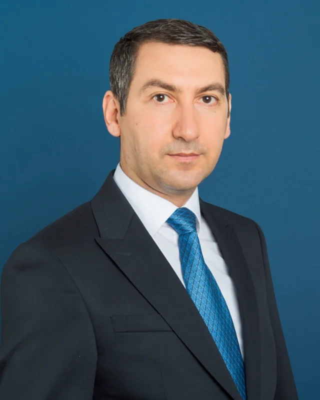 Prezidentin yüksək vəzifəyə təyin etdiyi Yaşar Əməşov kimdir? - DOSYE - FOTO