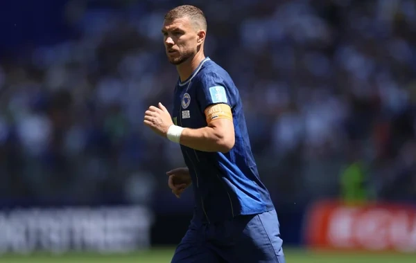 Edin Ceko millidə karyerasını başa vuracağı tarixi açıqladı