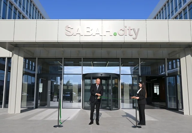 Prezident İlham Əliyev "SABAH.city" innovasiya şəhərciyinin birinci mərhələsinin açılışında iştirak edib