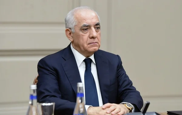 Baş nazir Xalq artisti ilə bağlı qərar imzaladı