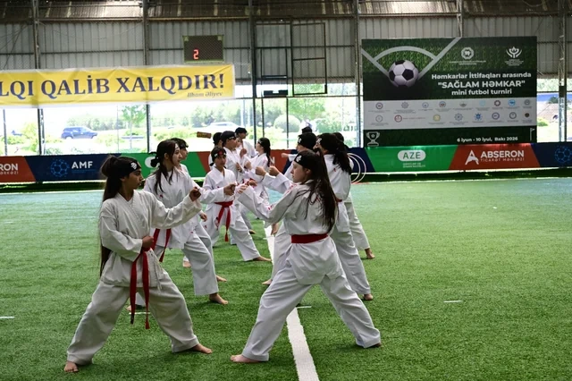 Azərbaycan Həmkarlar İttifaqları Konfederasiyasının təşkilatçılığı ilə minifutbol turnirinə start verilib