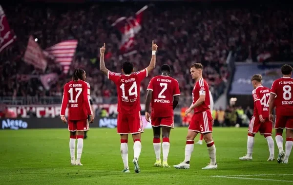 "Bavariya" "Leypziq"in qapısından altı top keçirdi - Video