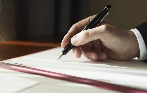 Prezidentin nazir müavini təyin etdiyi şəxs kimdir? - DOSYE