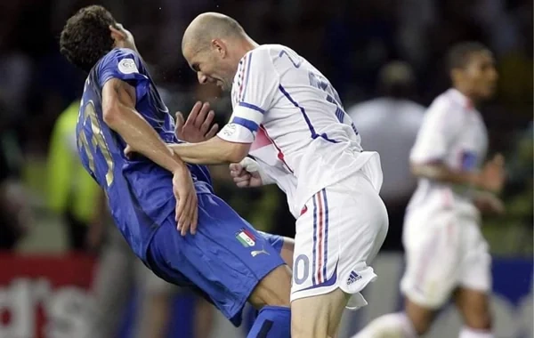 Zidan Materatsini vurmasından danışdı: "Qürur duymuram, amma peşman da deyiləm"