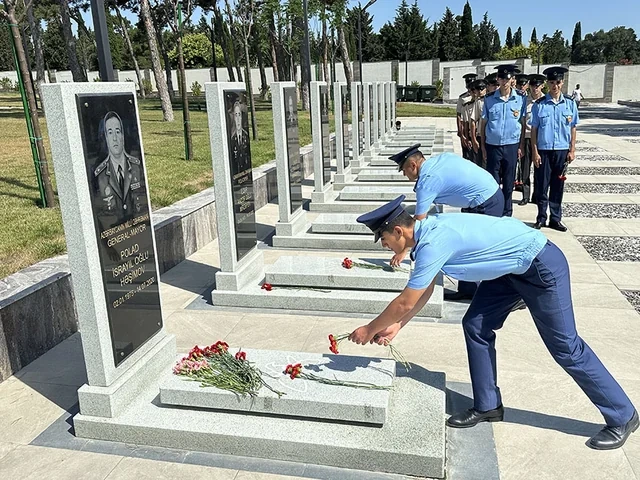 Azərbaycanın Milli Qəhrəmanlarının xatirəsi yad edilib - FOTO