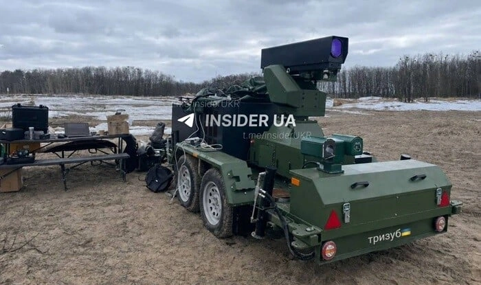 Ukrayna gizli lazer silahını sınaqdan keçirdi - Foto