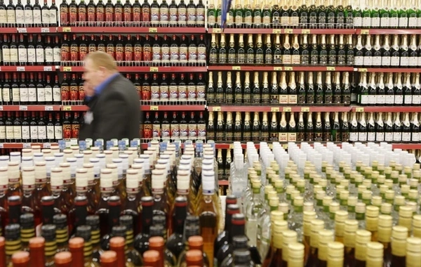 Satılmamış spirtli içkilər "gölü": Dünya alkoqol nəhəngləri ciddi böhran yaşayırlar