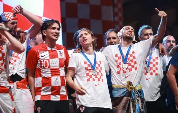 Bir dövrün sonu: Xorvatiyaya iki DÇ medalı qazandıran baş məşqçi postunu tərk etdi