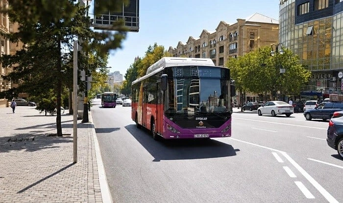 Bu yolda xüsusi hərəkət zolağı təşkil edildi