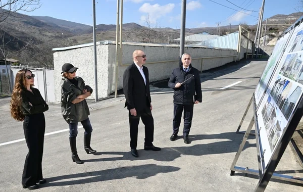 Prezident Xocalının Xanabad kəndində görülmüş işlərlə tanış olub - VİDEO