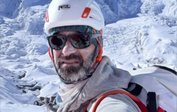 Azərbaycanlı alpinist Himalay dağlarında 8000 metrlik zirvəni fəth edib