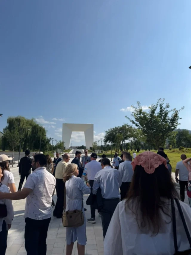 Şuşa Qlobal Media Forumunun iştirakçıları Xankəndi və Xocalıda - FOTO