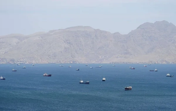 SEPAH 28 gəmini Hörmüz boğazından buraxıb