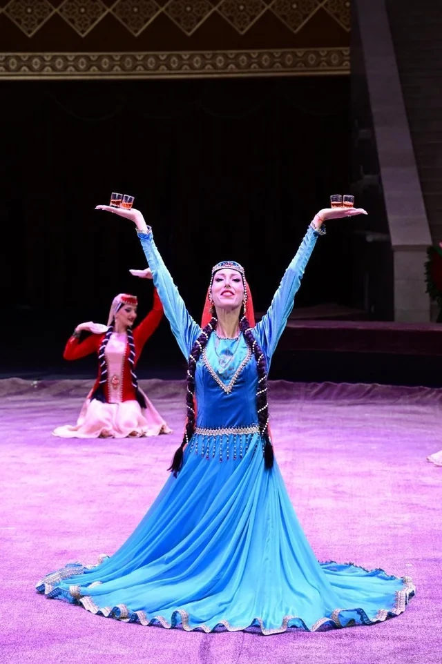 Azərbaycan və Türkmənistan Dövlət Rəqs ansambllarının birgə konserti keçirilib - FOTO